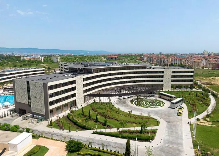 Aqua Paradise & Aqua Park 4* Nessebar