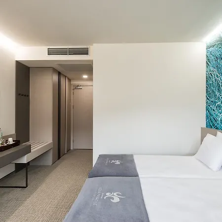 Aqua Paradise & Aqua Park Hotel