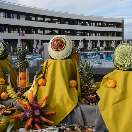 Szálloda Aqua Paradise & Aqua Park