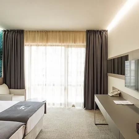 Hotel Aqua Paradise & Aqua Park Nesebar