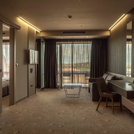 Aqua Paradise & Aqua Park